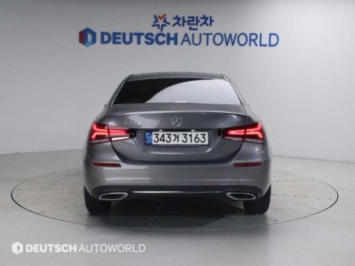 벤츠 A클래스 W177 A220 세단 사진 4