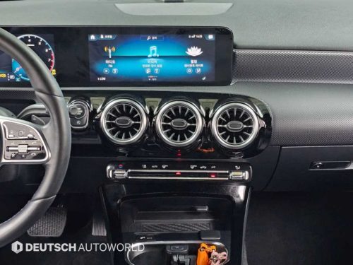 벤츠 A클래스 W177 A220 세단 사진 14