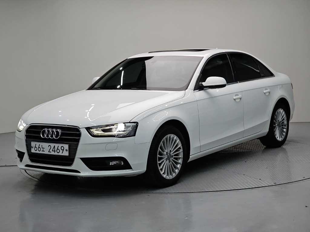 아우디 뉴 A4 2.0 TDI