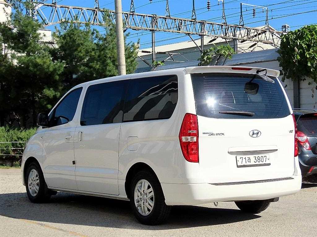 현대 그랜드 스타렉스 11인승 왜건 사진 3
