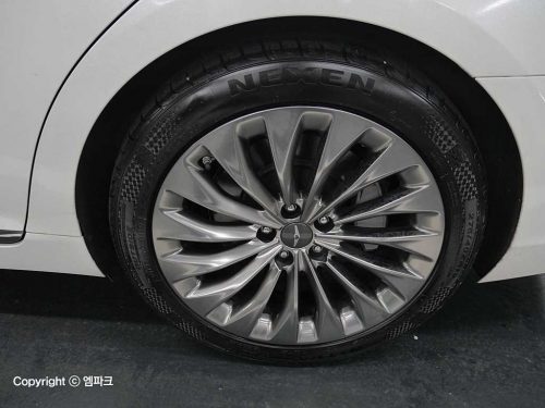 제네시스 EQ900 5.0 GDI AWD 사진 12