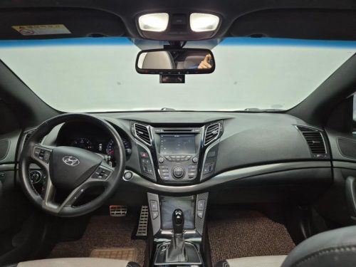 현대 더뉴i40Saloon 1.7 VGT D 스펙 사진 7