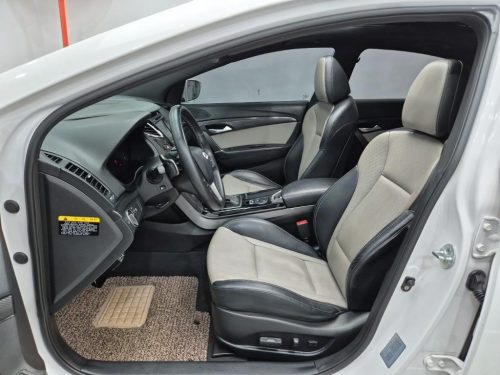 현대 더뉴i40Saloon 1.7 VGT D 스펙 사진 11