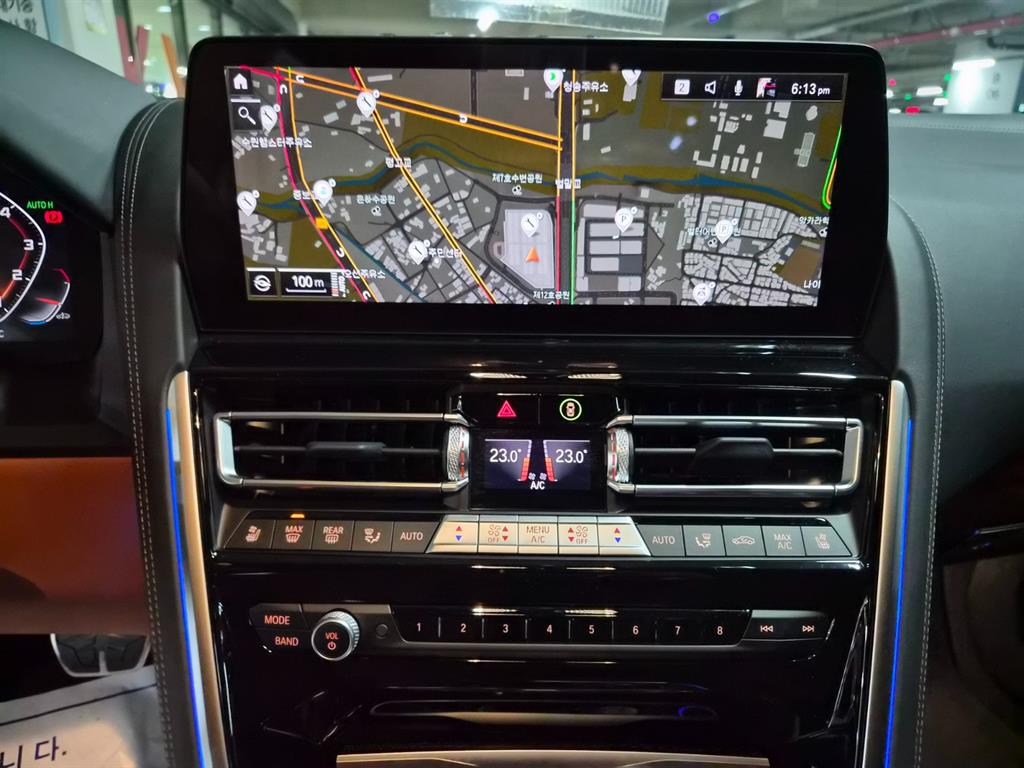 BMW 8시리즈 (G15) 사진 15