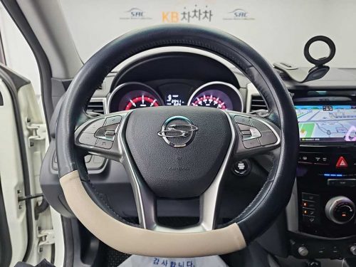 KG모빌리티(쌍용) 티볼리 디젤 2WD 1.6 LX 사진 9