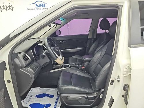 KG모빌리티(쌍용) 티볼리 디젤 2WD 1.6 LX 사진 11