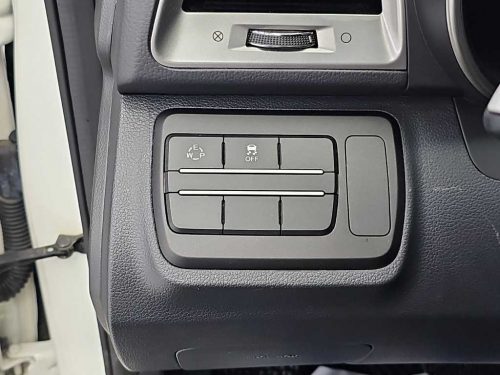 KG모빌리티(쌍용) 티볼리 디젤 2WD 1.6 LX 사진 17