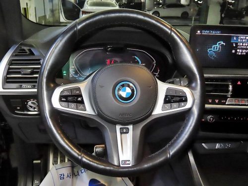 BMW iX3 M 스포츠 사진 8