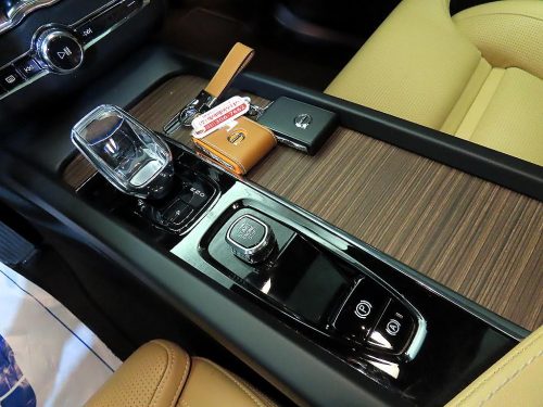 볼보 XC60 D4 사진 12