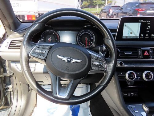제네시스 G70 3.3T 스포츠 AWD 사진 8