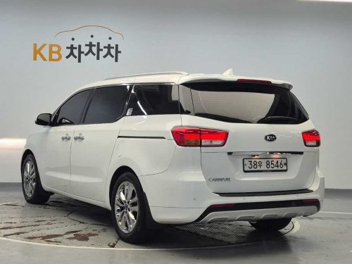 기아 올 뉴 카니발 디젤 9인승 프레스티지 사진 2