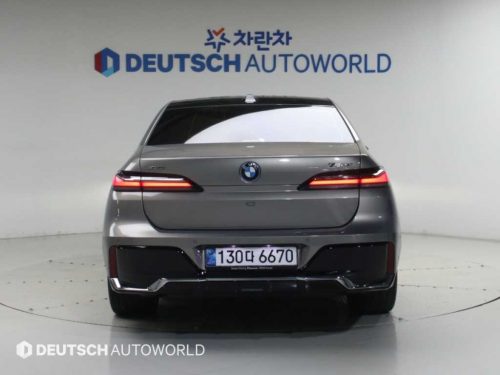 BMW 7시리즈 (G70) 750e xDrive M 스포츠 사진 모두보기