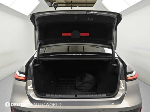 BMW 7시리즈 (G70) 750e xDrive M 스포츠 사진 19