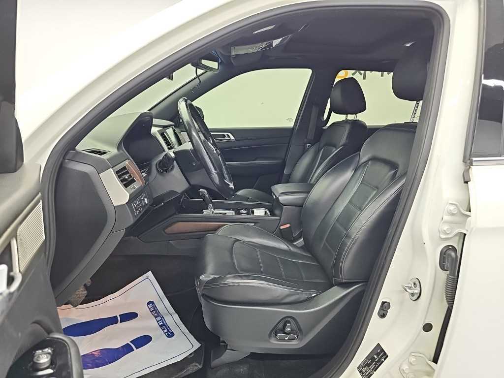 KG모빌리티(쌍용) G4렉스턴 디젤 2.2 4WD 사진 11