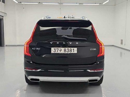 볼보 XC90 2세대 2.0 D5 AWD 사진 3