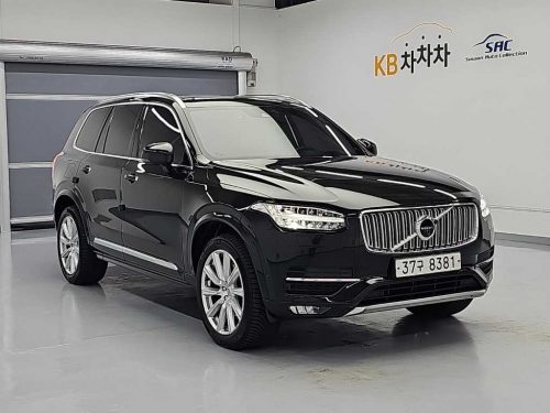 볼보 XC90 2세대 2.0 D5 AWD 사진 모두보기