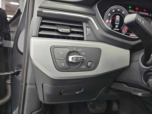 아우디 A4 (B9) 40 TFSI 사진 18