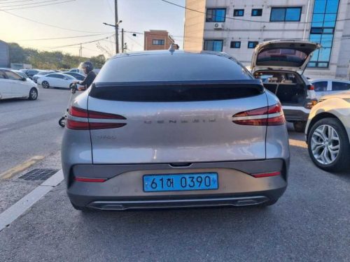 제네시스 GV60 스탠다드 2WD 사진 3