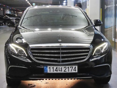 벤츠 E-클래스 W213 E300 익스클루시브 사진 2