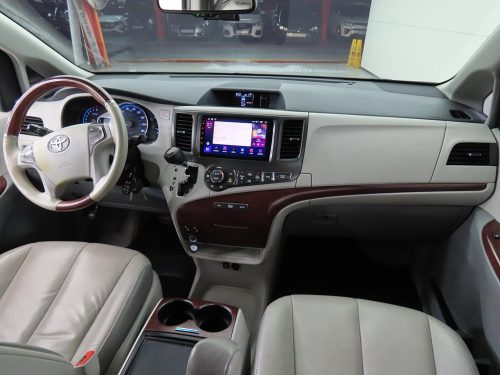 토요타 시에나 3.5 AWD 사진 5