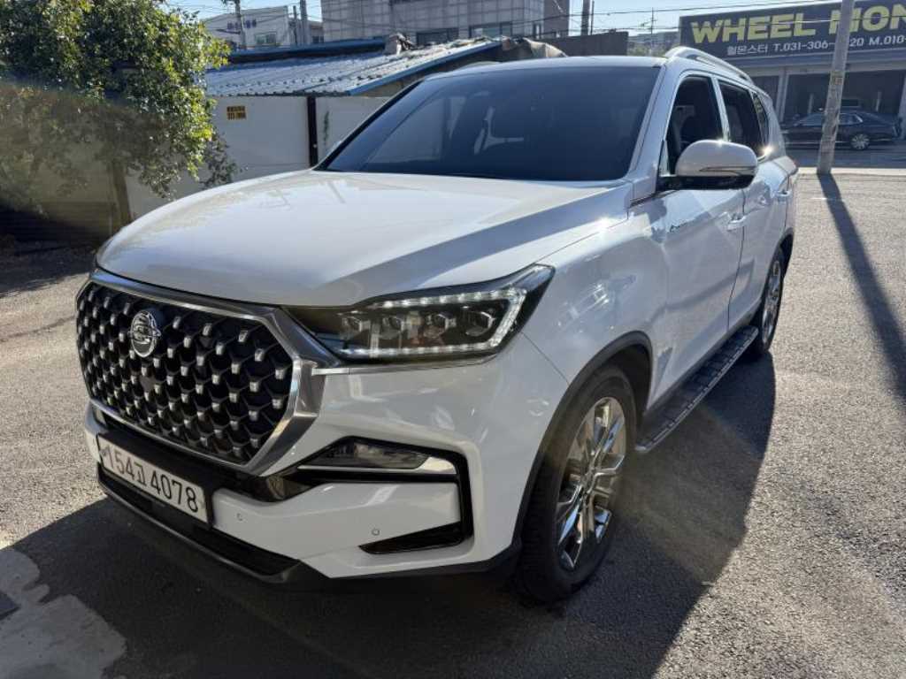 KG모빌리티(쌍용) 올 뉴 렉스턴 (Y450) 디젤 2.2 4WD 프레스티지 사진 2