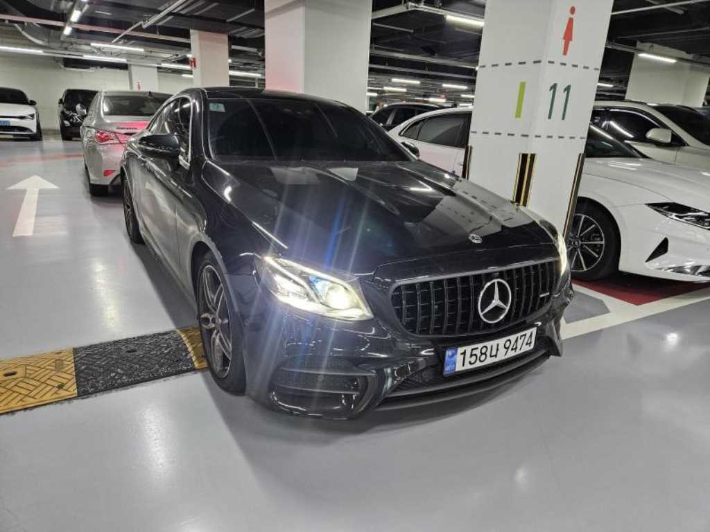 벤츠 E-클래스 W213 E220d 쿠페