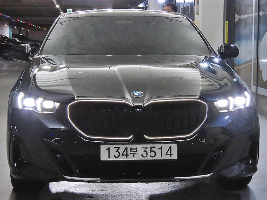 BMW 5시리즈 (G60) 523d 사진 2