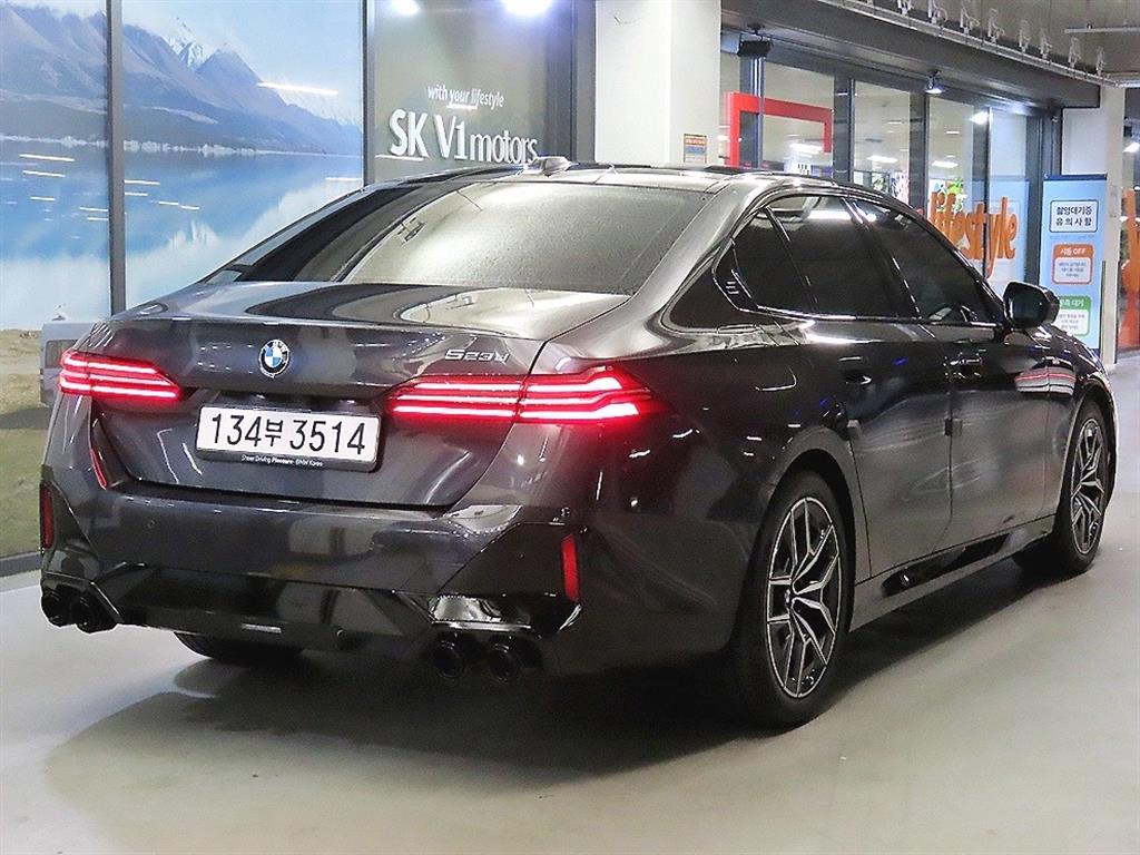 BMW 5시리즈 (G60) 523d 사진 4