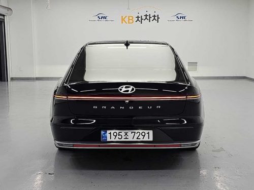 현대 그랜저 (GN7) 가솔린 2.5 2WD 사진 3