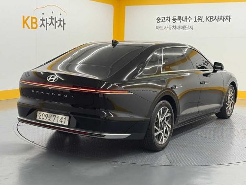 현대 그랜저 (GN7) 가솔린 2.5 2WD 사진 4