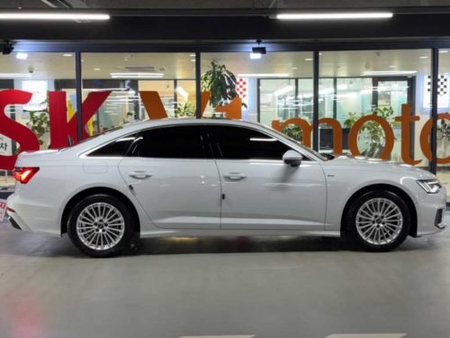 아우디 A6 (C8) 45 TFSI 콰트로 프리미엄 사진 3