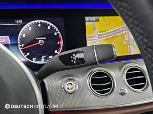 벤츠 E-클래스 W213 E300 AMG LINE 사진 9