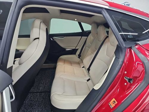 테슬라 모델 S 90D 사진 12