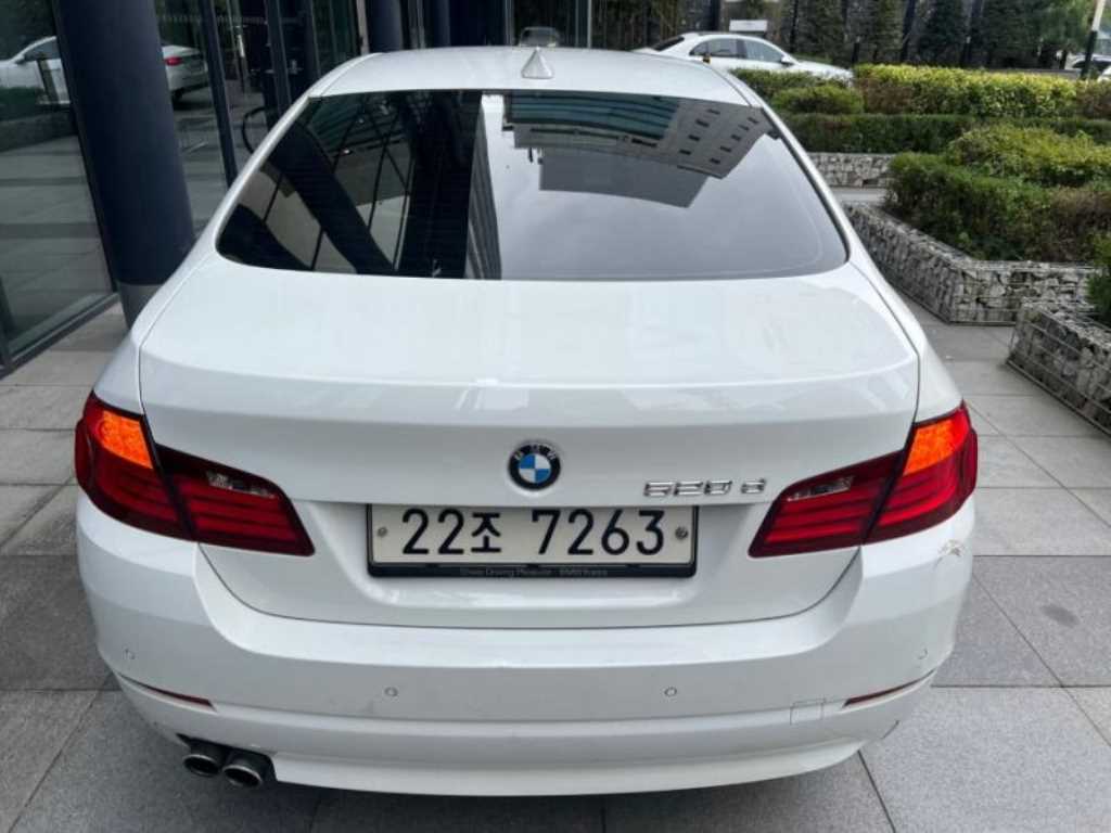 BMW 5시리즈 (F10) 520d 사진 2