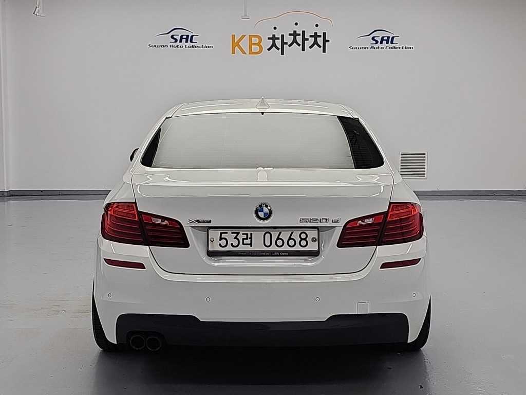BMW 5시리즈 (F10) 520d xDrive M 에어로다이나믹 사진 3