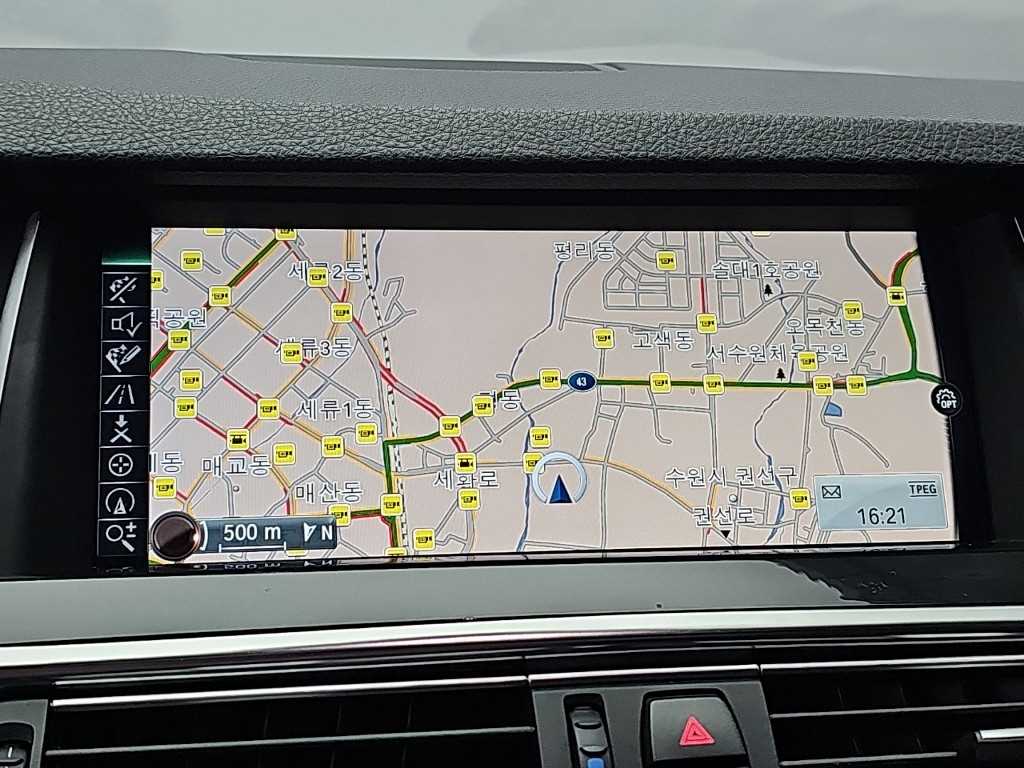 BMW 5시리즈 (F10) 520d xDrive M 에어로다이나믹 사진 15