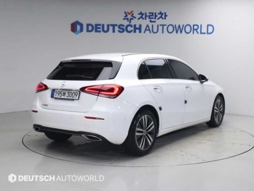 벤츠 A클래스 W177 A220 해치백 사진 2