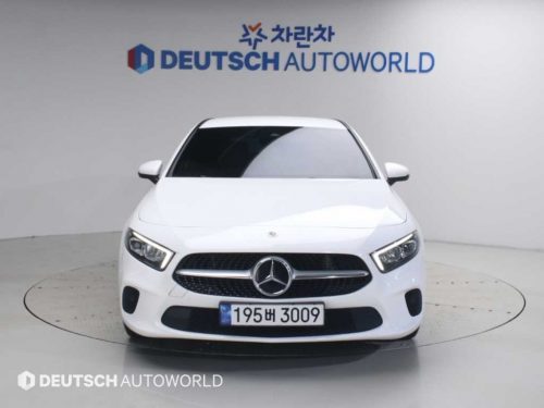 벤츠 A클래스 W177 A220 해치백 사진 3