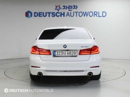BMW 5시리즈 (G30) 520d 럭셔리 플러스 사진 4