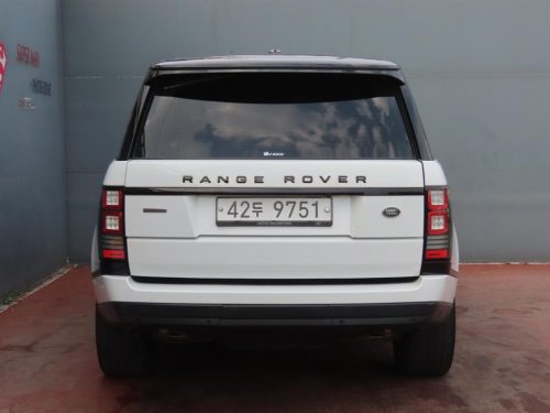 랜드로버 레인지로버 4세대 4.4 SDV8 VOGUE SE 디젤 사진 모두보기