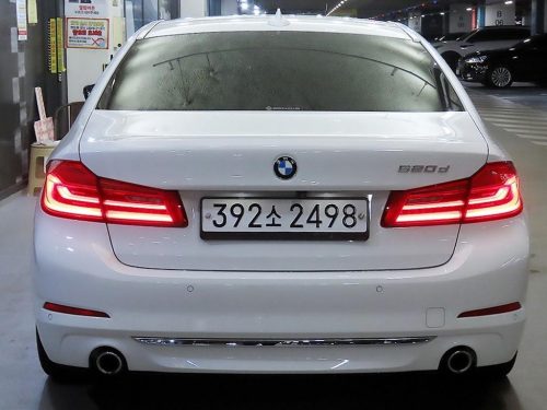 BMW 5시리즈 (G30) 520d M 스포츠 플러스 사진 5