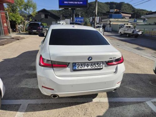 BMW 3시리즈 (G20) 320i 사진 3