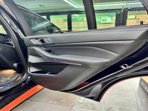 BMW X5M (G05) 4.4 사진 12