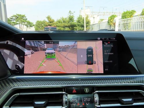 BMW X5M (G05) 4.4 사진 14