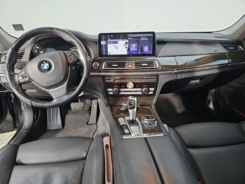 BMW 7시리즈 (F01) 740 사진 5