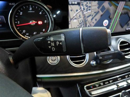 벤츠 E-클래스 W213 E220d 4MATIC 익스클루시브 사진 12