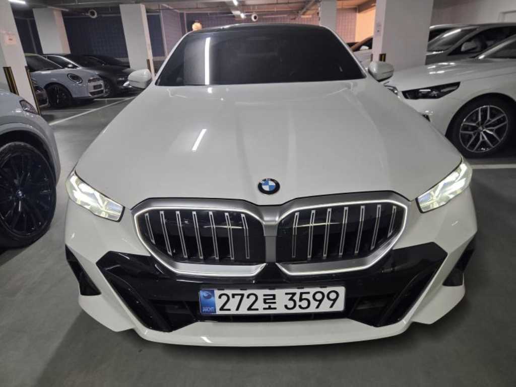 BMW 5시리즈 (G60) 530i xDrive 사진 1