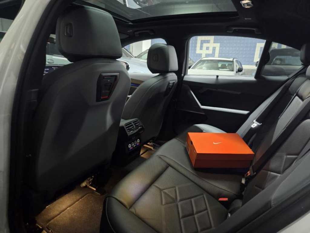 BMW 5시리즈 (G60) 530i xDrive 사진 15