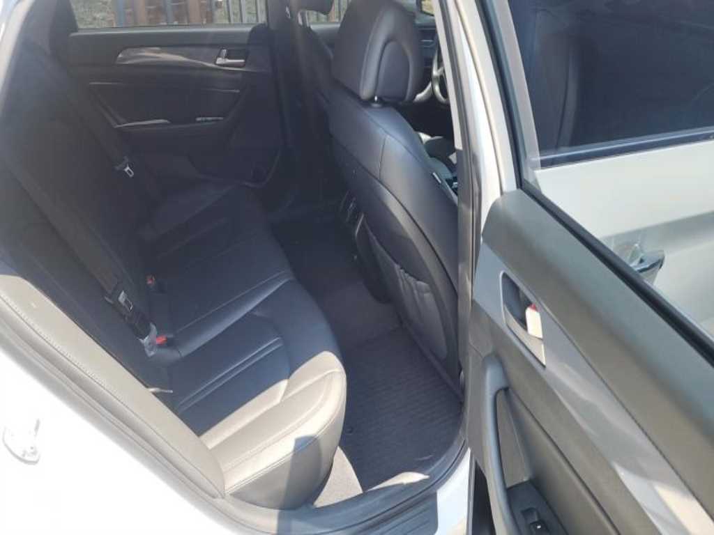 현대 LF 쏘나타 PHEV 프리미엄 사진 14