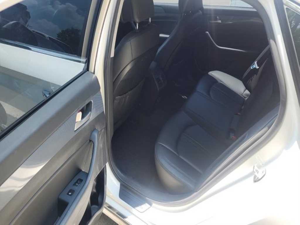 현대 LF 쏘나타 PHEV 프리미엄 사진 16